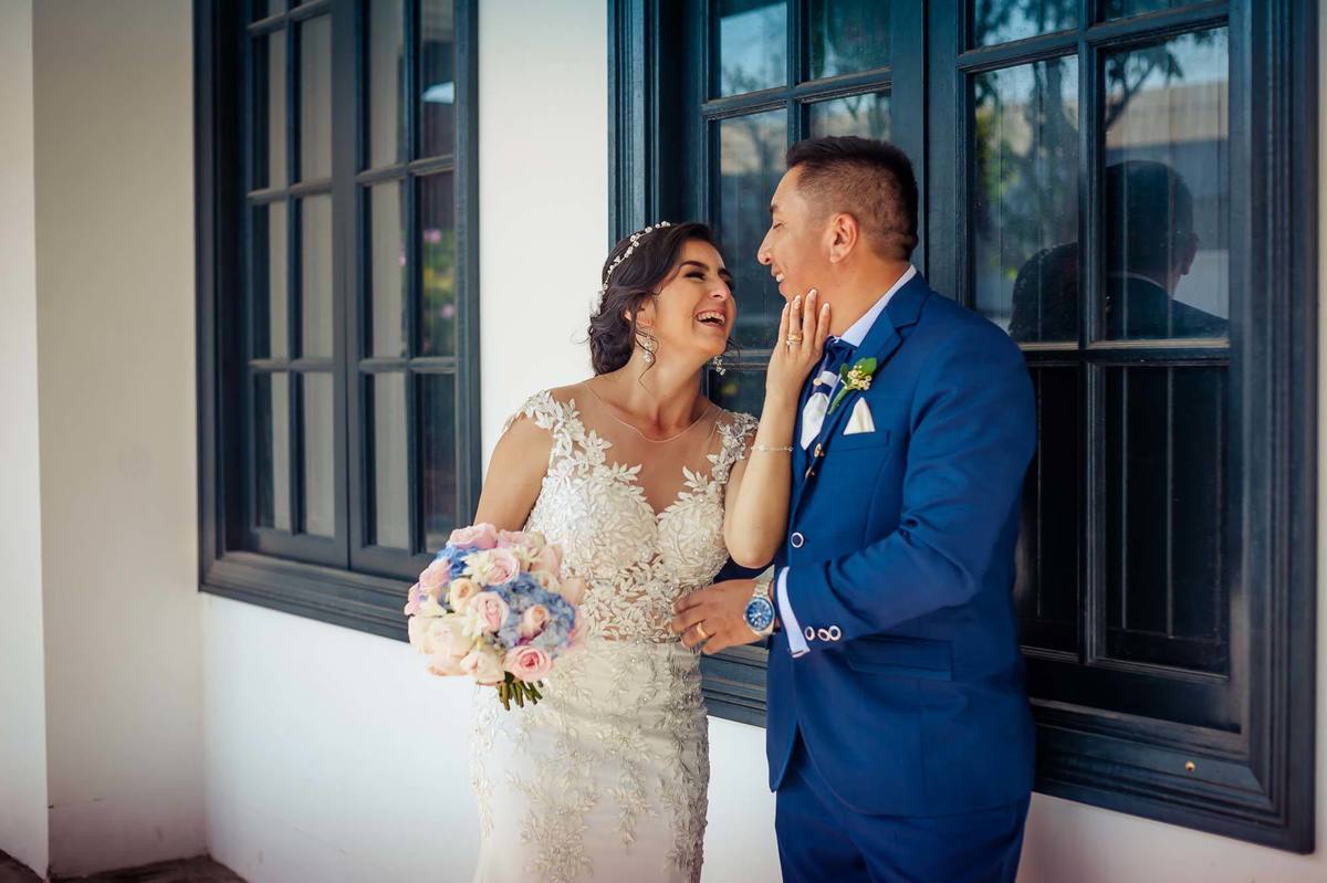 Vestido de novia, fotógrafo de bodas, bouquet, hacienda bocanegra, Vestido de novia, fotógrafo de bodas, bouquet, hacienda bocanegra, fotógrafo profesional de bodas, fotos de boda, fotos de la novia, sesión de fotos esposos