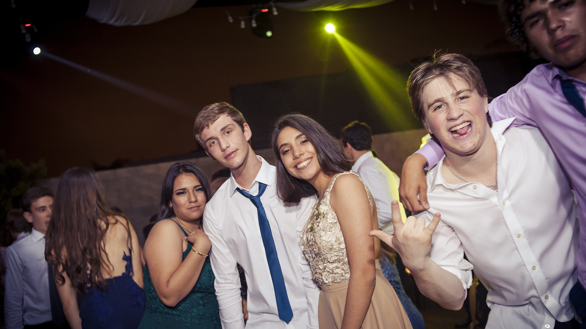 luces, fiesta, diversion jóvenes 