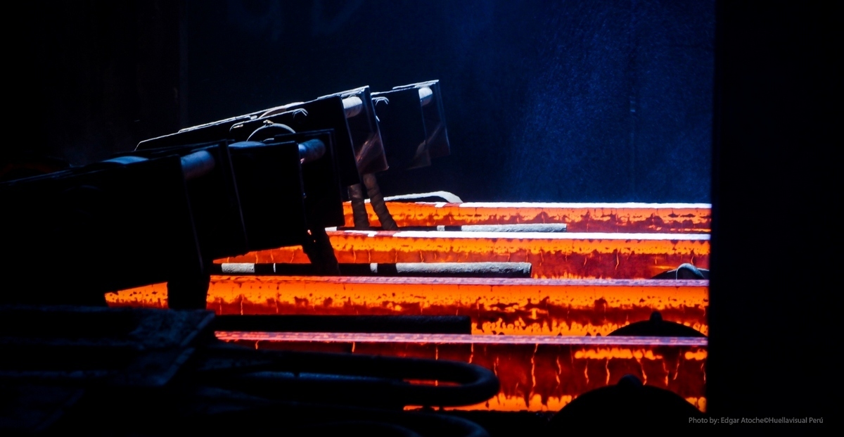 barras de acero al rojo vivo, rojo vivo, acero candente