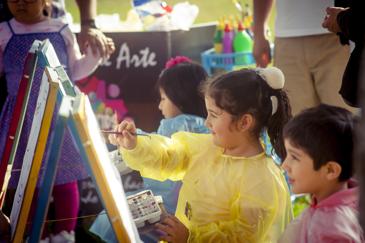 pintando, niños pintando, pintura, colorear, dibujando, niños dibujando, PlanetKidsvp