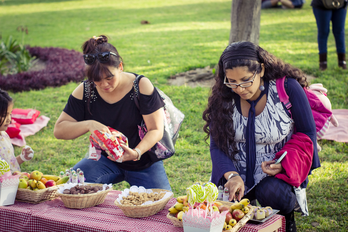 decoracion, mamis adornando, mamas, dulces, picnic, galletas, caramelos
