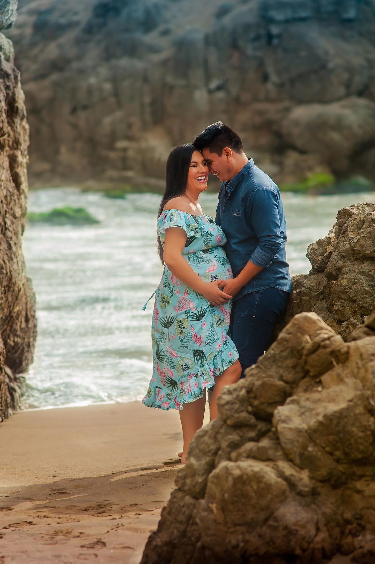 papas primerizos, sesión en la playa, sesión de dulce espera, dulce espera