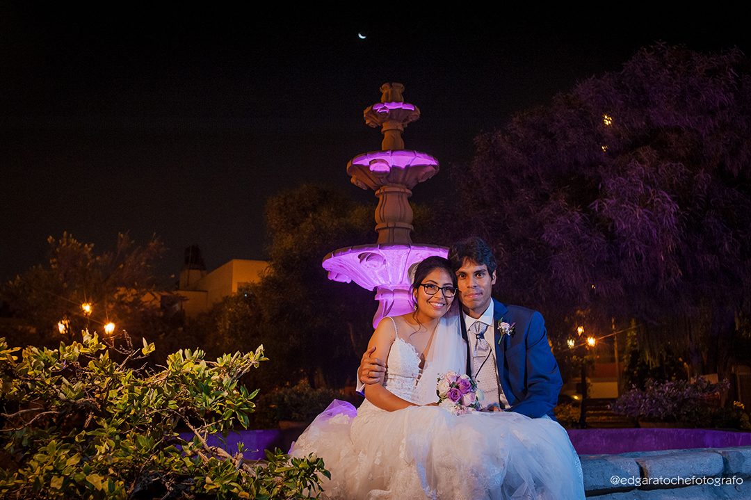 parque larco, matrimonio, fotógrafo de bodas, fotógrafo de bodas en lima, bodas de noche, fotógrafo de matrimonio, bodas 2021, sesión de boda en lima