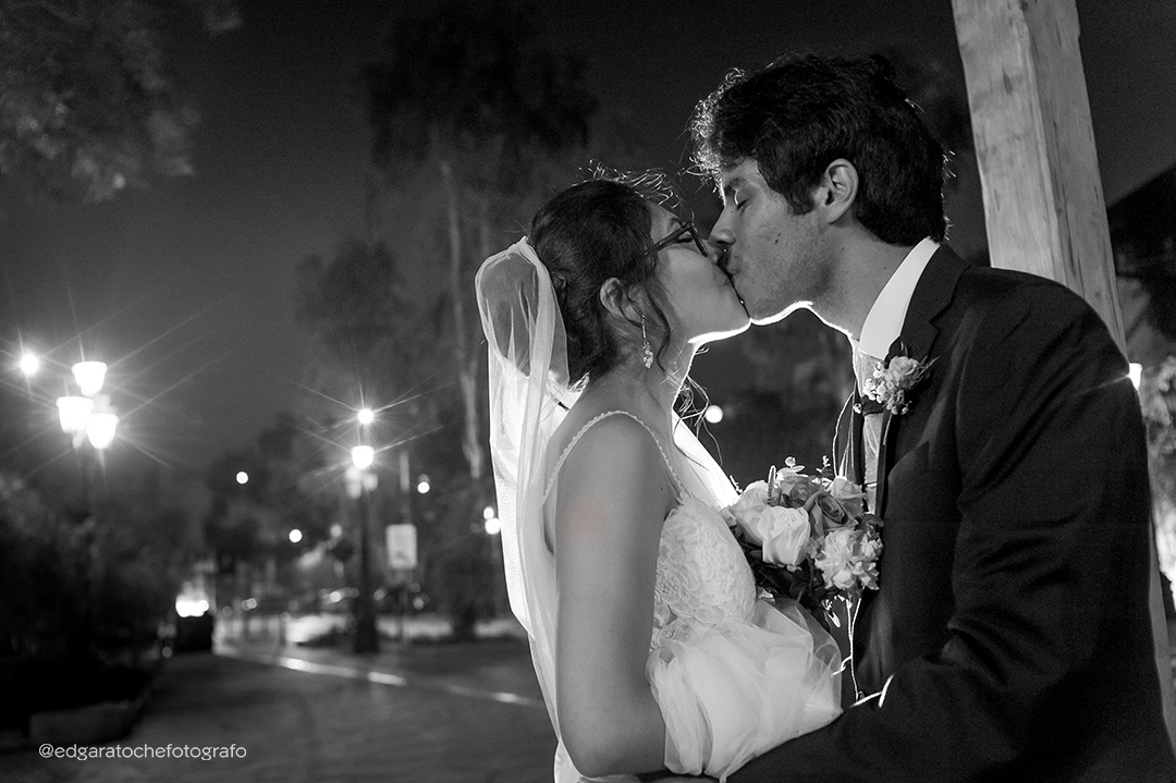 foto a blanco y negro, fotógrafo peruano de bodas