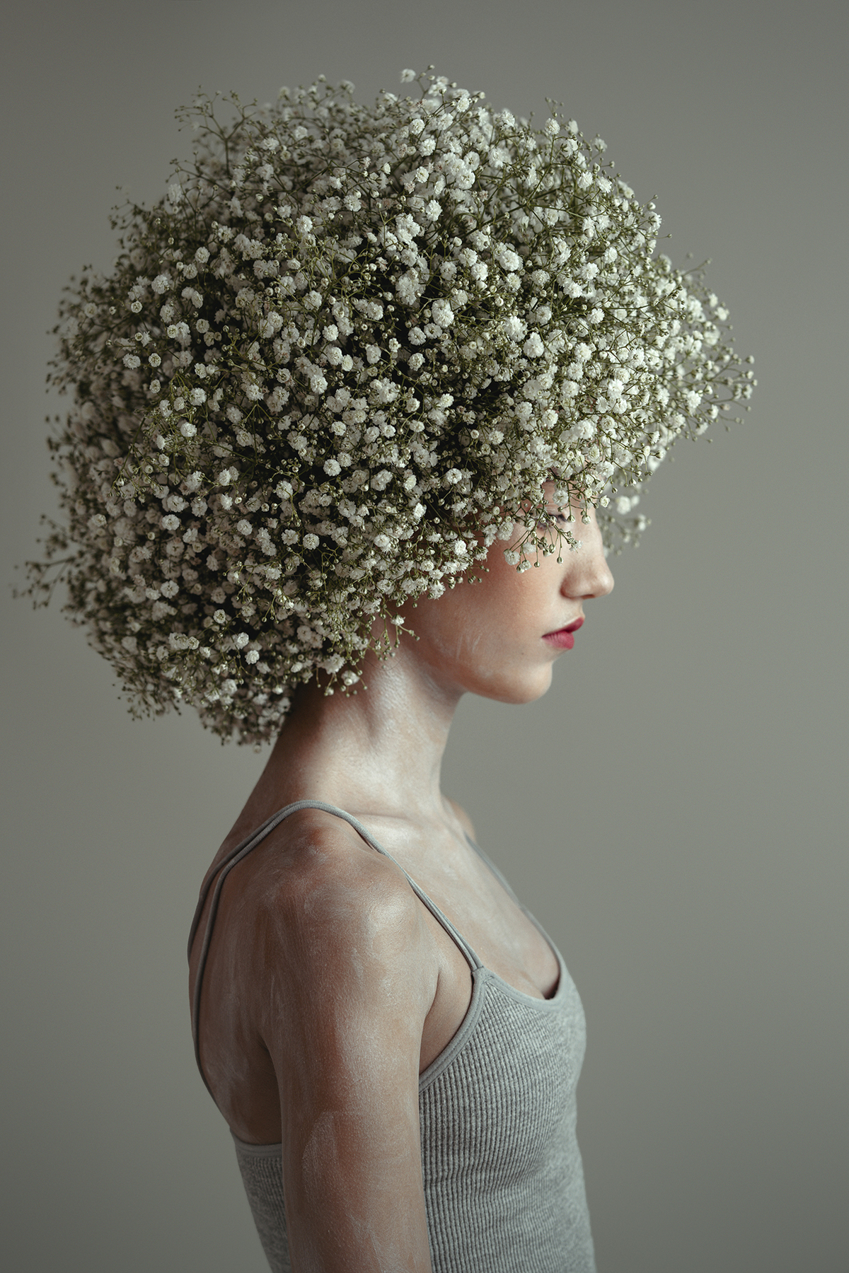 ser alpha, sony a7iv, sony gm 85mm, 1.4, fotos fine art, sessão de fotos creativa, retrato de criança, ensaio de criança, photographer in lisbon, lisbon photoshoot, famlily photographer lisbon, fotografa de familias, fotografo de familias, 