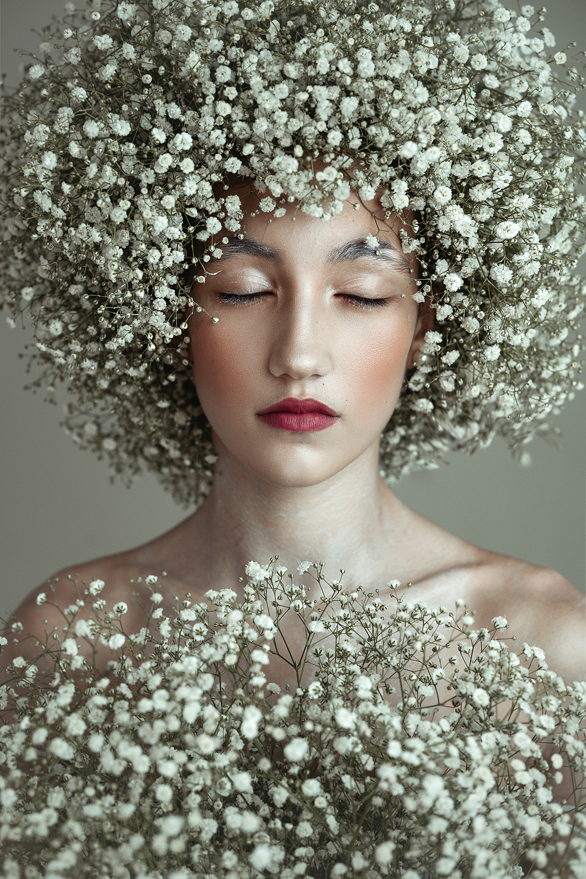 ser alpha, sony a7iv, sony gm 85mm, 1.4, fotos fine art, sessão de fotos creativa, retrato de criança, ensaio de criança, photographer in lisbon, lisbon photoshoot, famlily photographer lisbon, fotografa de familias, fotografo de familias, 