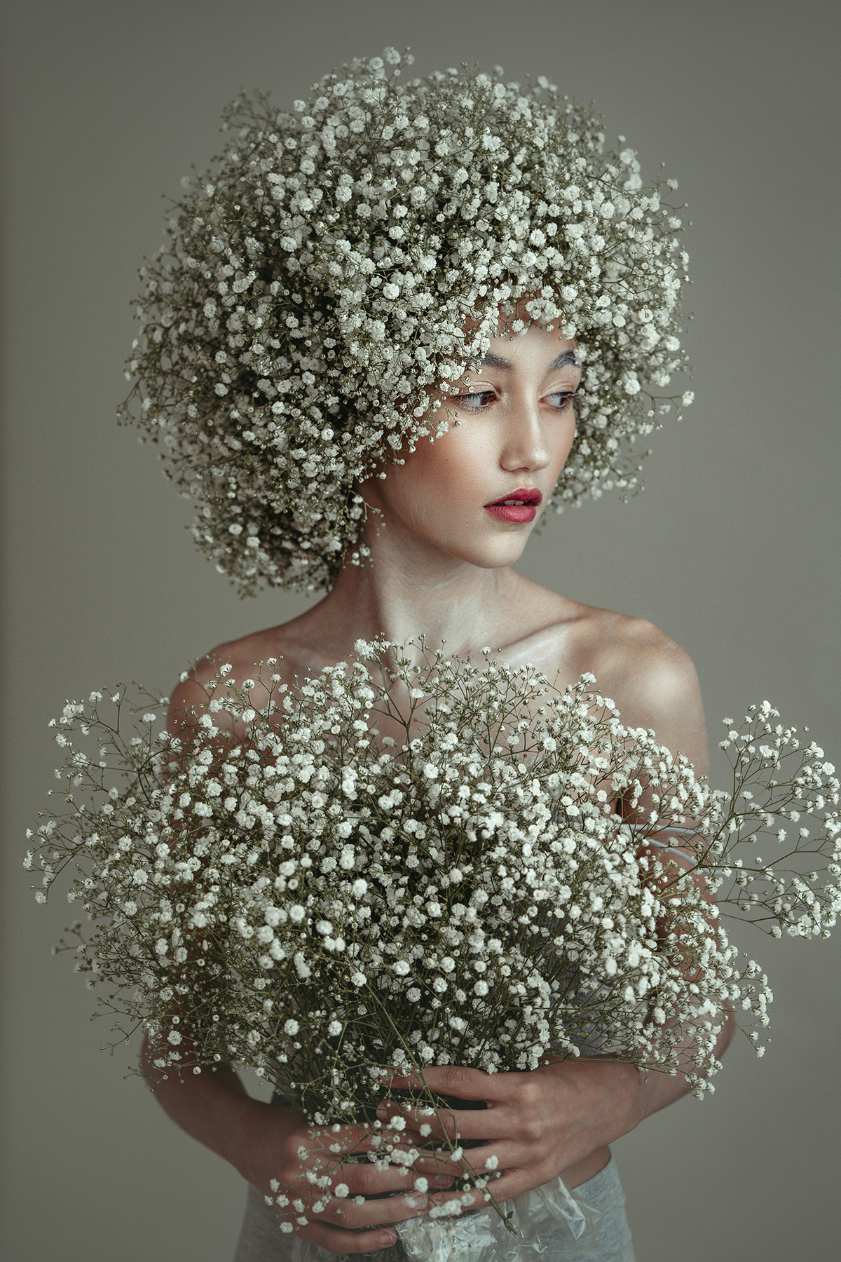 ser alpha, sony a7iv, sony gm 85mm, 1.4, fotos fine art, sessão de fotos creativa, retrato de criança, ensaio de criança, photographer in lisbon, lisbon photoshoot, famlily photographer lisbon, fotografa de familias, fotografo de familias, 