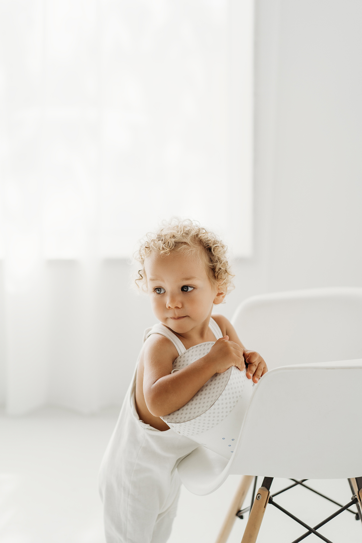 fotografia de familias, fotografa de crianças, fotografa de família, melhor fotografa de famílias, sessão fotográfica de primeiro aniversário, sessão fotos lisboa, fotos em família, sessão fotos, white, white session, fotografia de bebes, smash the cake