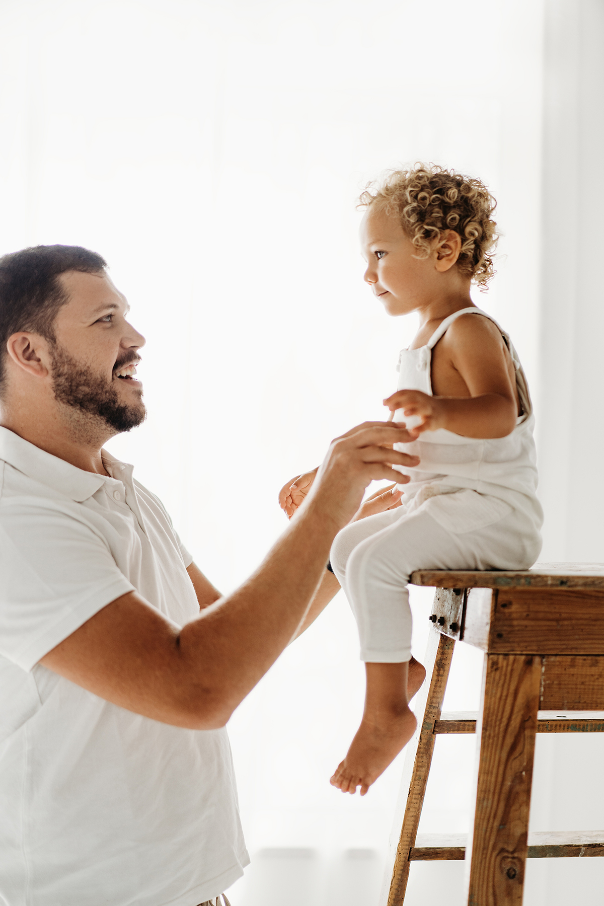 fotografia de familias, fotografa de crianças, fotografa de família, melhor fotografa de famílias, sessão fotográfica de primeiro aniversário, sessão fotos lisboa, fotos em família, sessão fotos, white, white session, fotografia de bebes, smash the cake