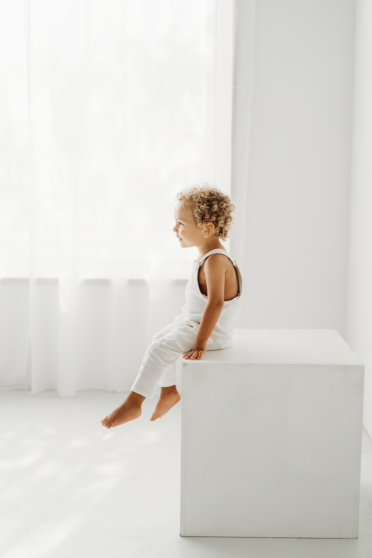 fotografia de familias, fotografa de crianças, fotografa de família, melhor fotografa de famílias, sessão fotográfica de primeiro aniversário, sessão fotos lisboa, fotos em família, sessão fotos, white, white session, fotografia de bebes, smash the cake