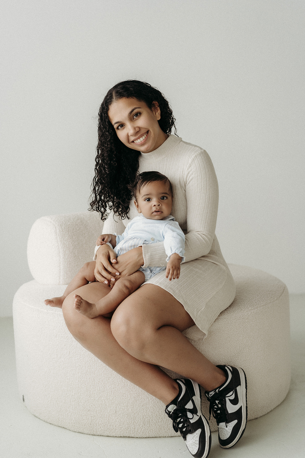 fotografia de familias, fotografa de crianças, fotografa de família, melhor fotografa de famílias, sessão fotográfica de primeiro aniversário, sessão fotos lisboa, fotos em família, sessão fotos, white, white session, fotografia de bebes, smash the cake