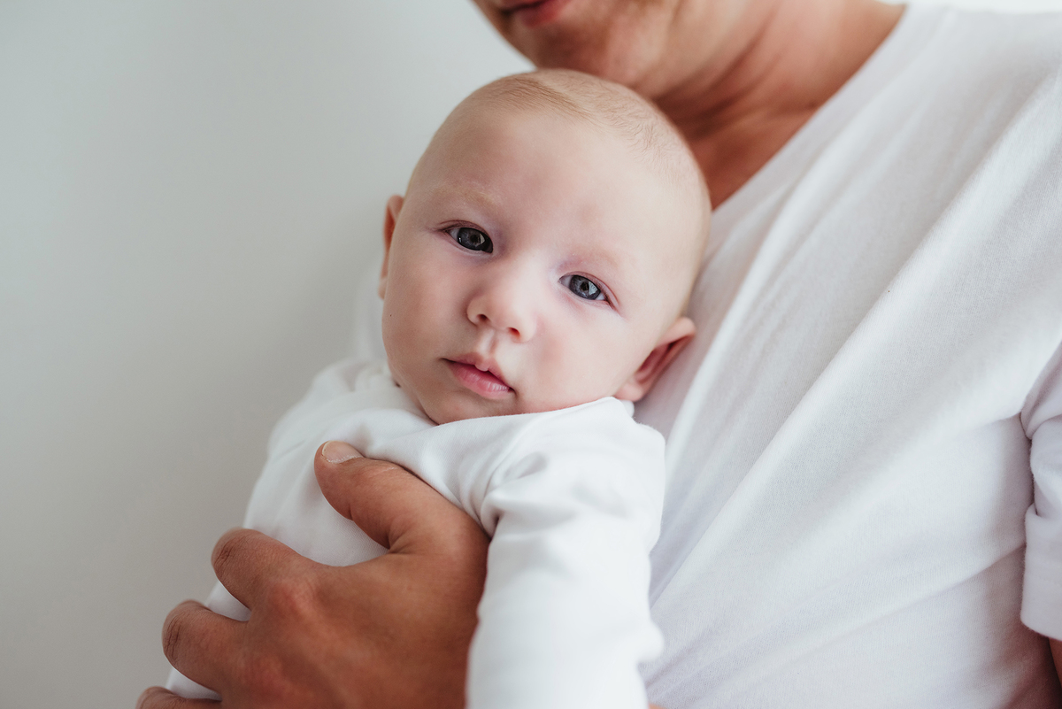 sessão fotográfica white, sessão fotografica em familia, fotografo de familias, fotografa de familias, sessão fotos em familia em estúdio, estudio fotográfico de familia, ensaio de familia, ensaio de recém-nascido, ensaio de criança, fotografo Lisboa, 