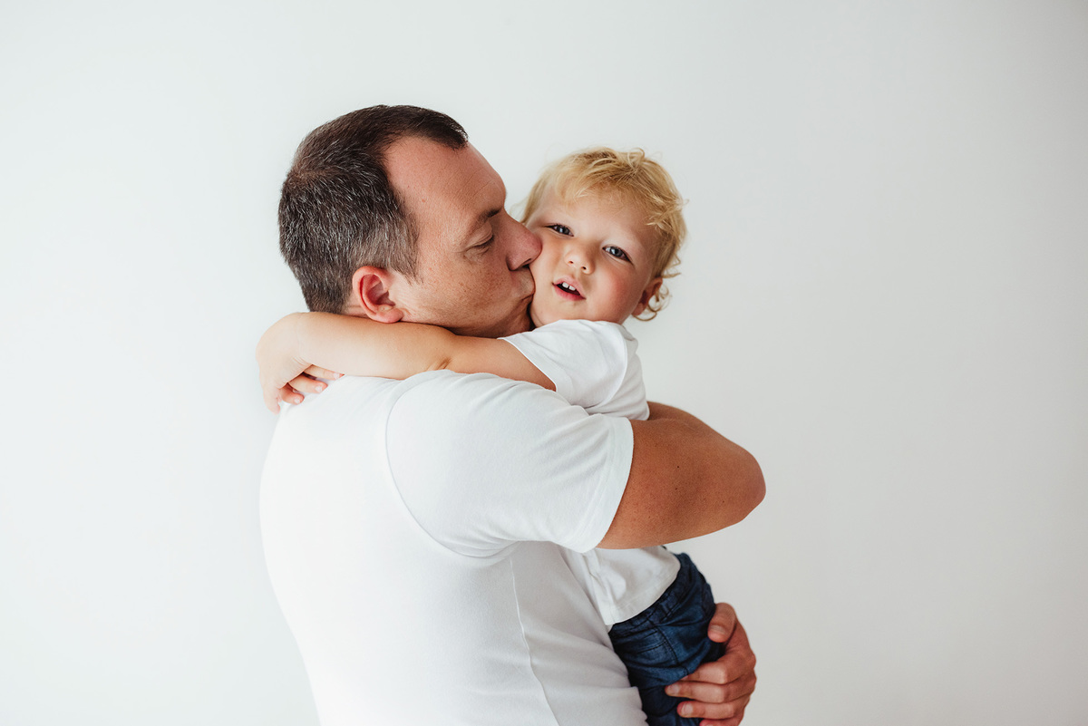 sessão fotográfica white, sessão fotografica em familia, fotografo de familias, fotografa de familias, sessão fotos em familia em estúdio, estudio fotográfico de familia, ensaio de familia, ensaio de recém-nascido, ensaio de criança, fotografo Lisboa, 