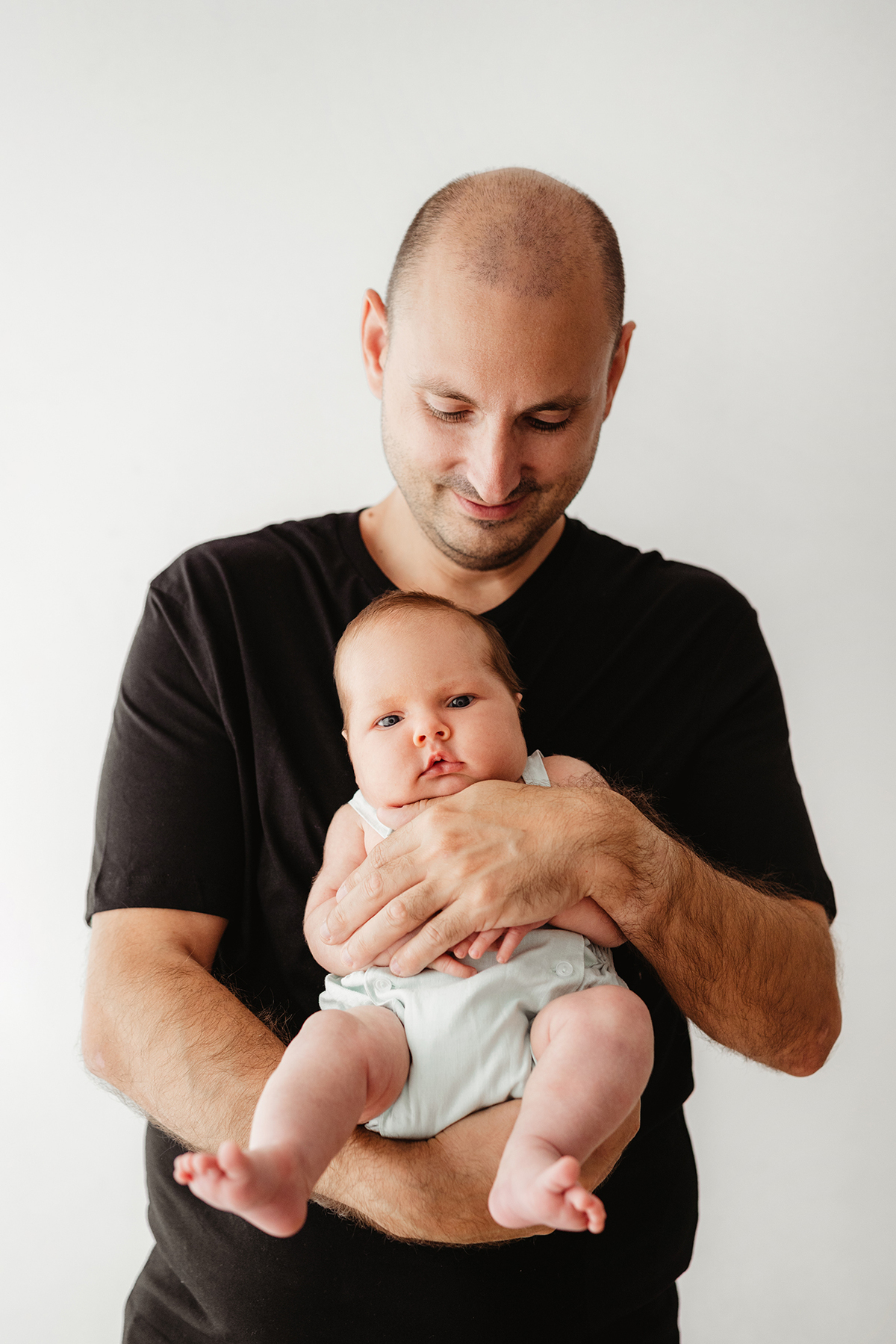 sessão fotográfica white, sessão fotografica em familia, fotografo de familias, fotografa de familias, sessão fotos em familia em estúdio, estudio fotográfico de familia, ensaio de familia, ensaio de recém-nascido, ensaio de criança, fotografo Lisboa, 