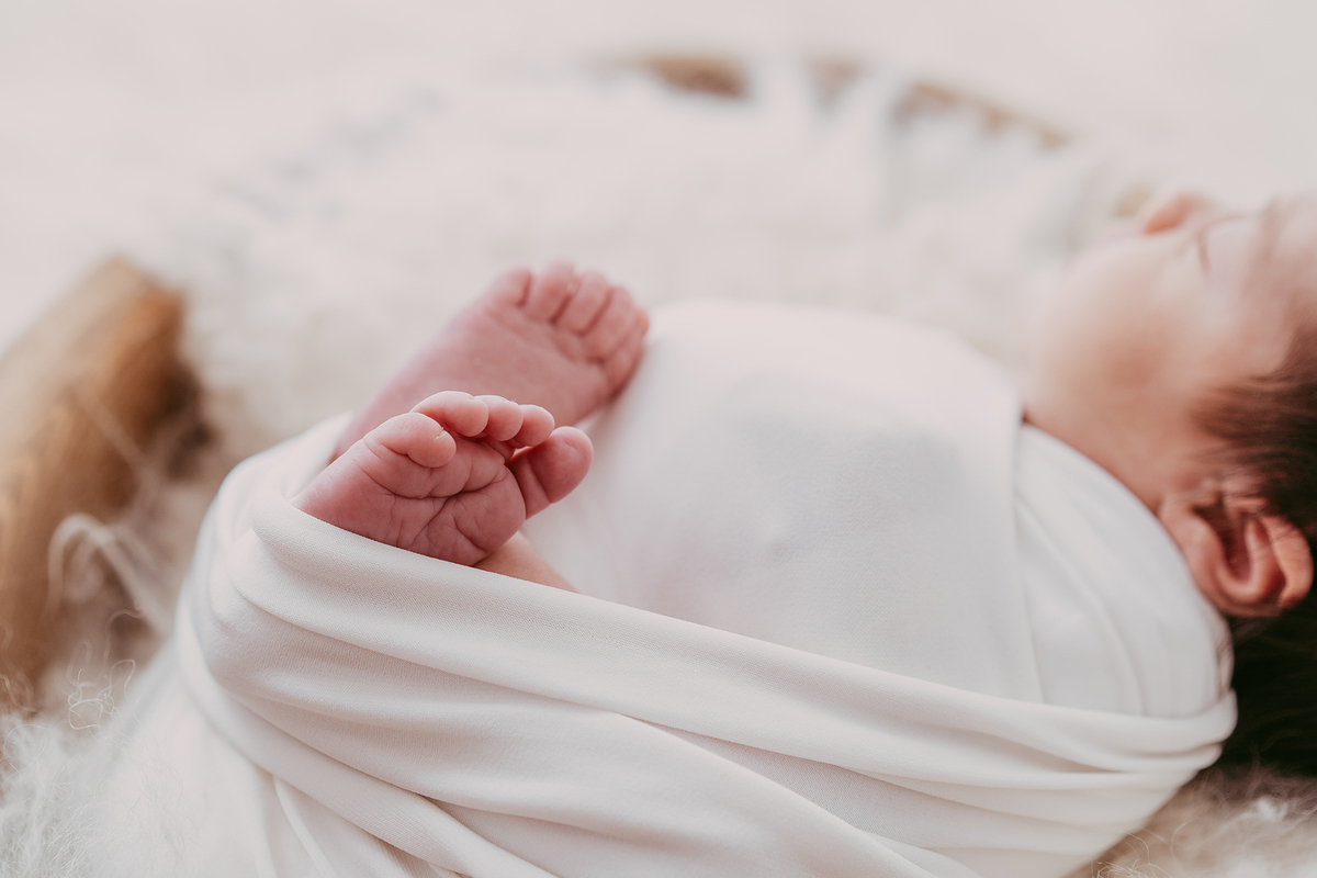 sessão fotográfica white, sessão fotografica em familia, fotografo de familias, fotografa de familias, sessão fotos em familia em estúdio, estudio fotográfico de familia, ensaio de familia, ensaio de recém-nascido, ensaio de criança, fotografo Lisboa, 
