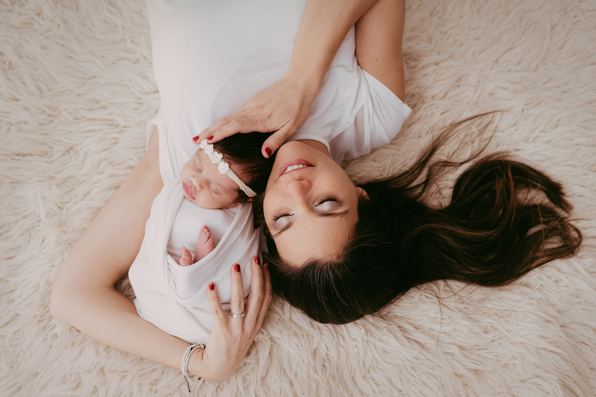 sessão fotográfica white, sessão fotografica em familia, fotografo de familias, fotografa de familias, sessão fotos em familia em estúdio, estudio fotográfico de familia, ensaio de familia, ensaio de recém-nascido, ensaio de criança, fotografo Lisboa, 
