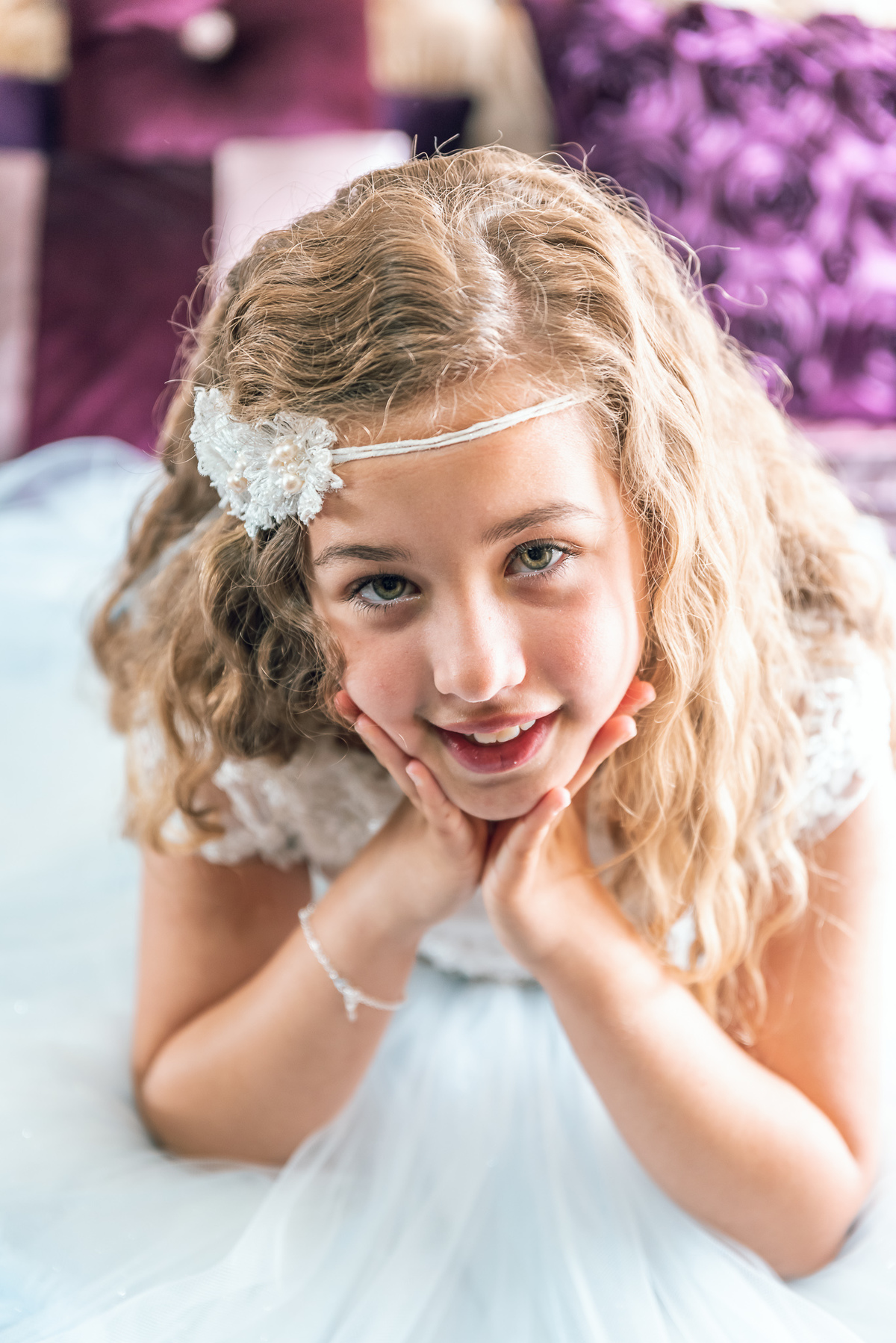 comunhão de menina olho verde olhar