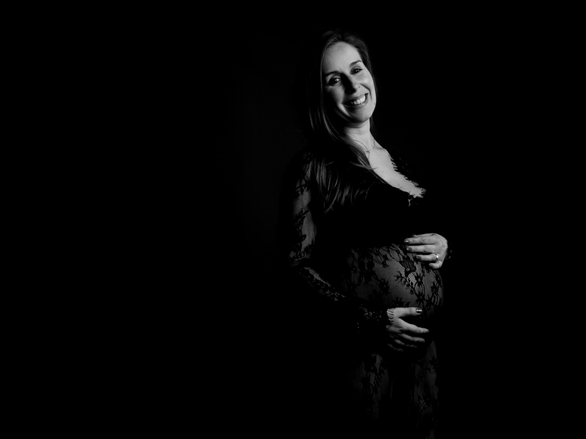 gravida preto e branco vestido renda estúdio