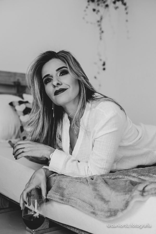 ensaio feminino em estudio São Paulo na vila Mariana com a fotografa Dani Ortiz