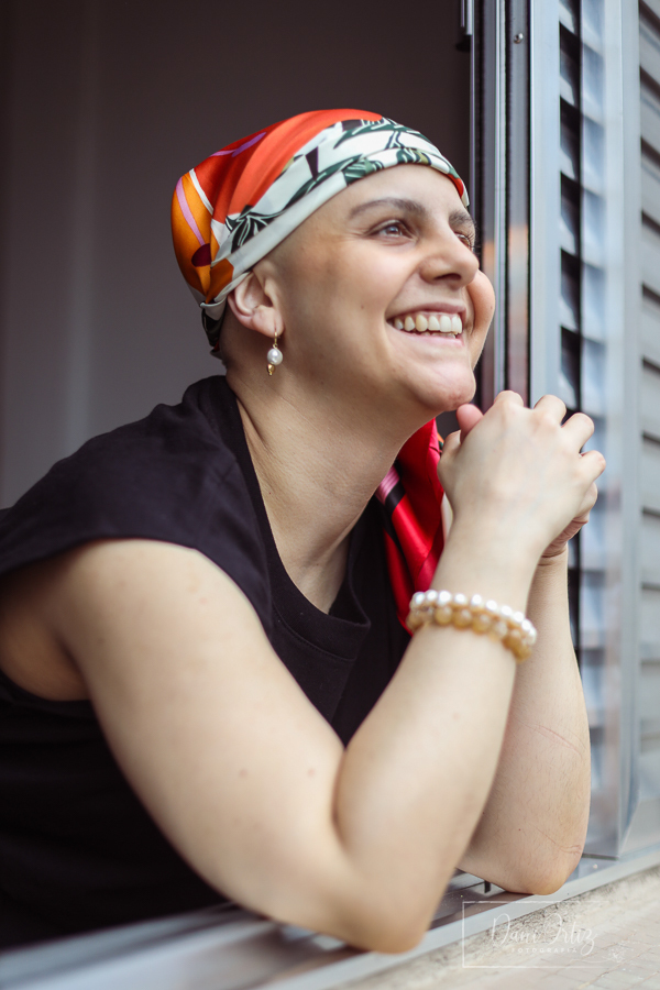 Ensaio fotográfico mulher com câncer de mama, na fase de quimioterapia. Ensaio realizado em São Paulo com Dani Ortiz para Outubro Rosa.