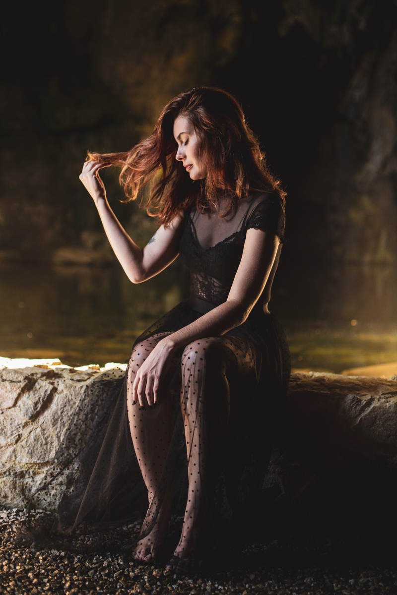 Ensaio feminino na cidade Monte Alegre do Sul em São Paulo e Tiffany Cristiá na Gruta em Socorro durante Workshop da Susi Godoy, foto da Dani Ortiz