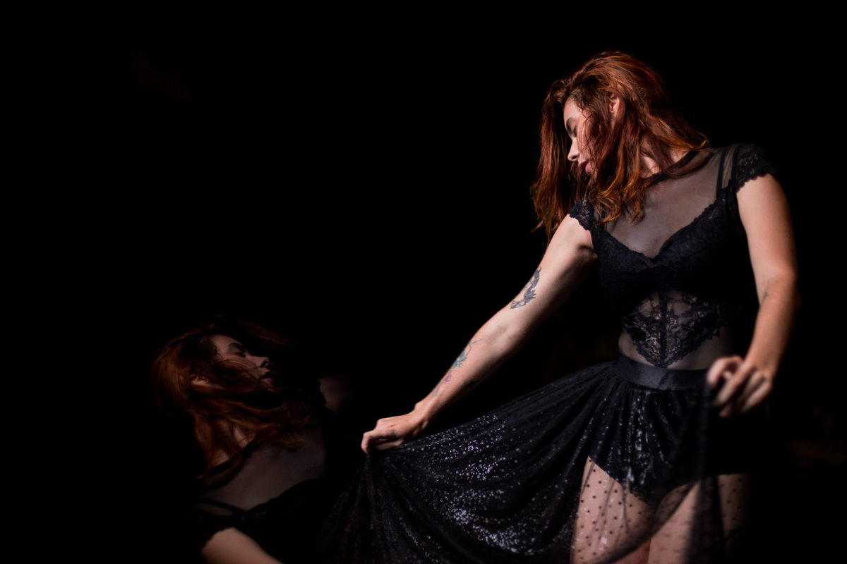 Reflexo poético Ensaio feminino na cidade Monte Alegre do Sul em São Paulo e Tiffany Cristiá durante Workshop da Susi Godoy, foto da Dani Ortiz