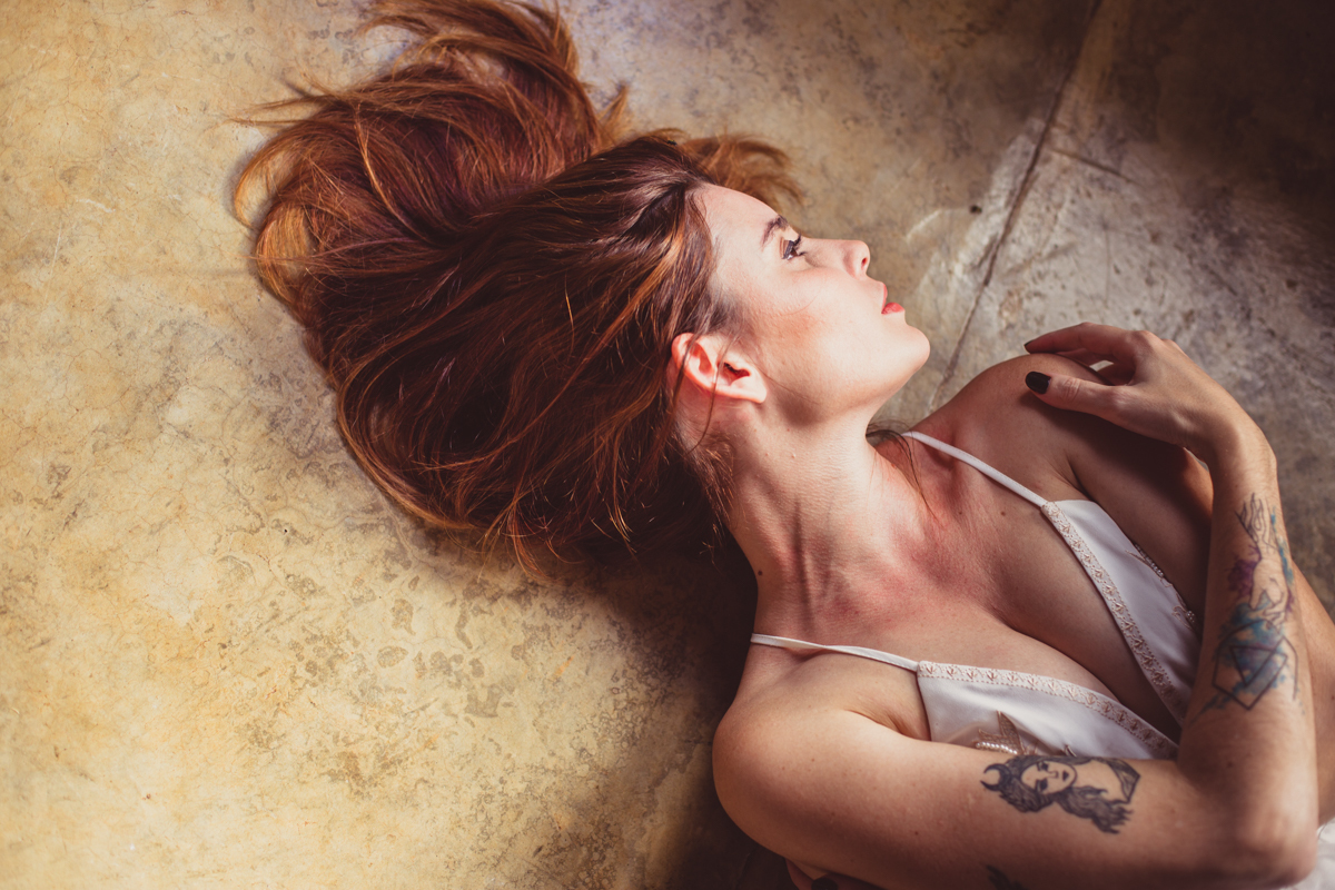 Ensaio feminino na cidade Monte Alegre do Sul em São Paulo e Tiffany Cristiá entregue durante Workshop da Susi Godoy, foto da Dani Ortiz