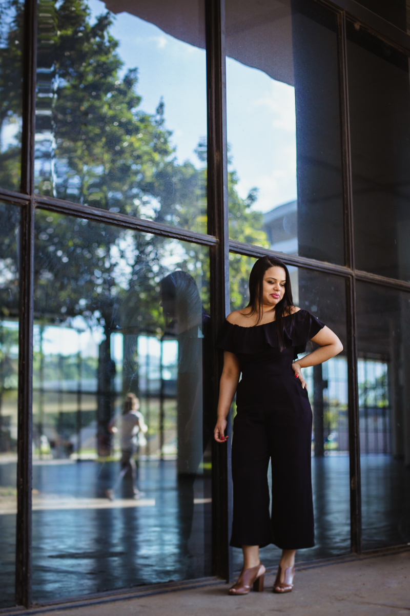 Arquitetura no ensaio feminino com Silmara Pimentel no Parque Ibirapuera em Sao Paulo com a fotografa Dani Ortiz