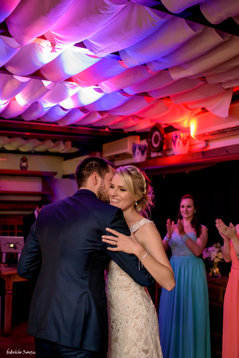 a primeira dança valsa do casal