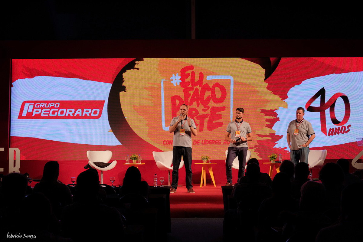 palestra dos diretores da empresa Pegoraro