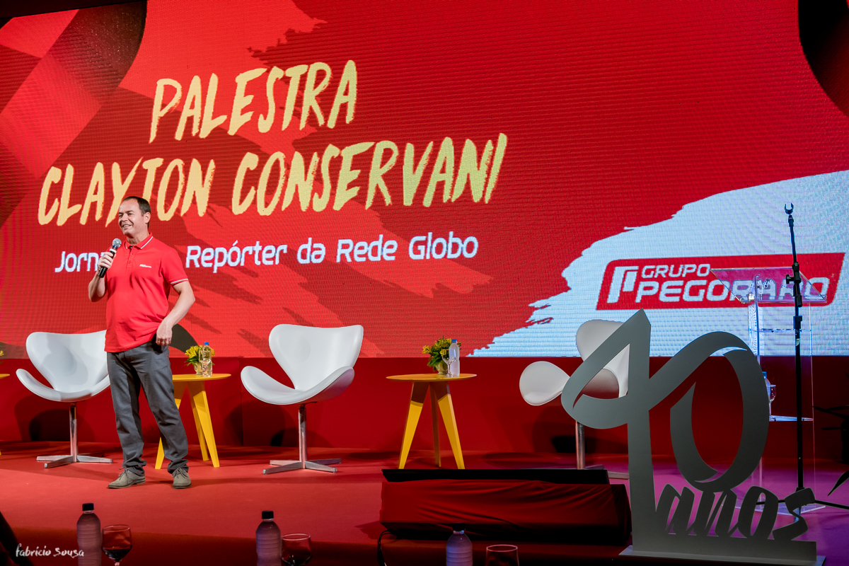 palestra Clayton Conservani na convenção de Líderes do Grupo Pegoraro - 40 anos da empresa