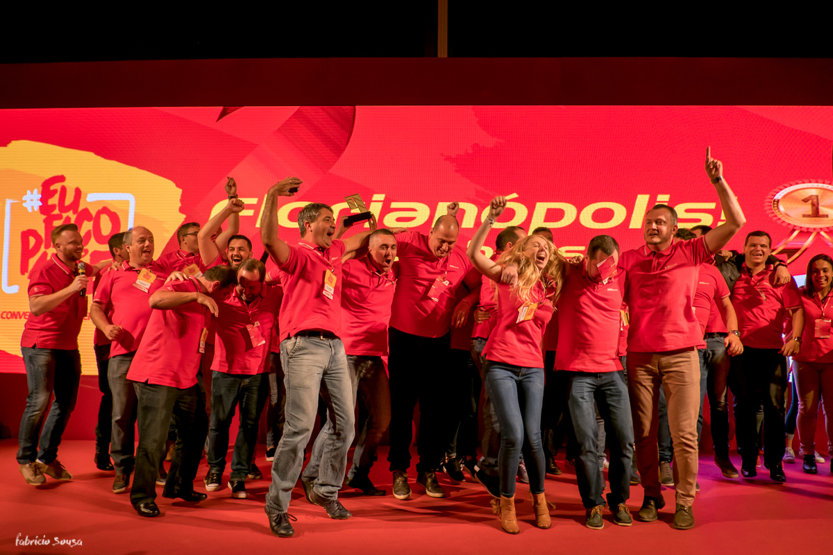 comemoração da filial Florianópolis que teve o melhor desempenho do grupo Pegoraro