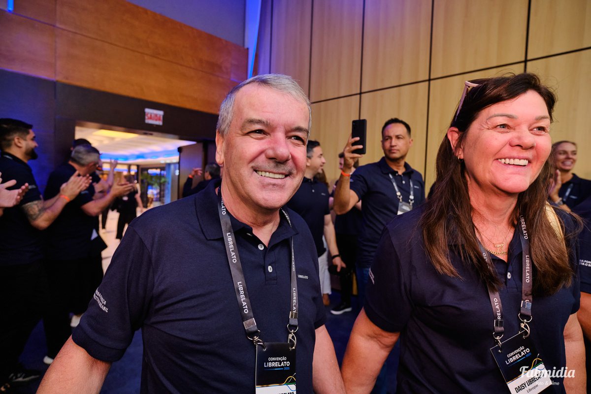 entrada dos participantes na Convenção Librelato 2025