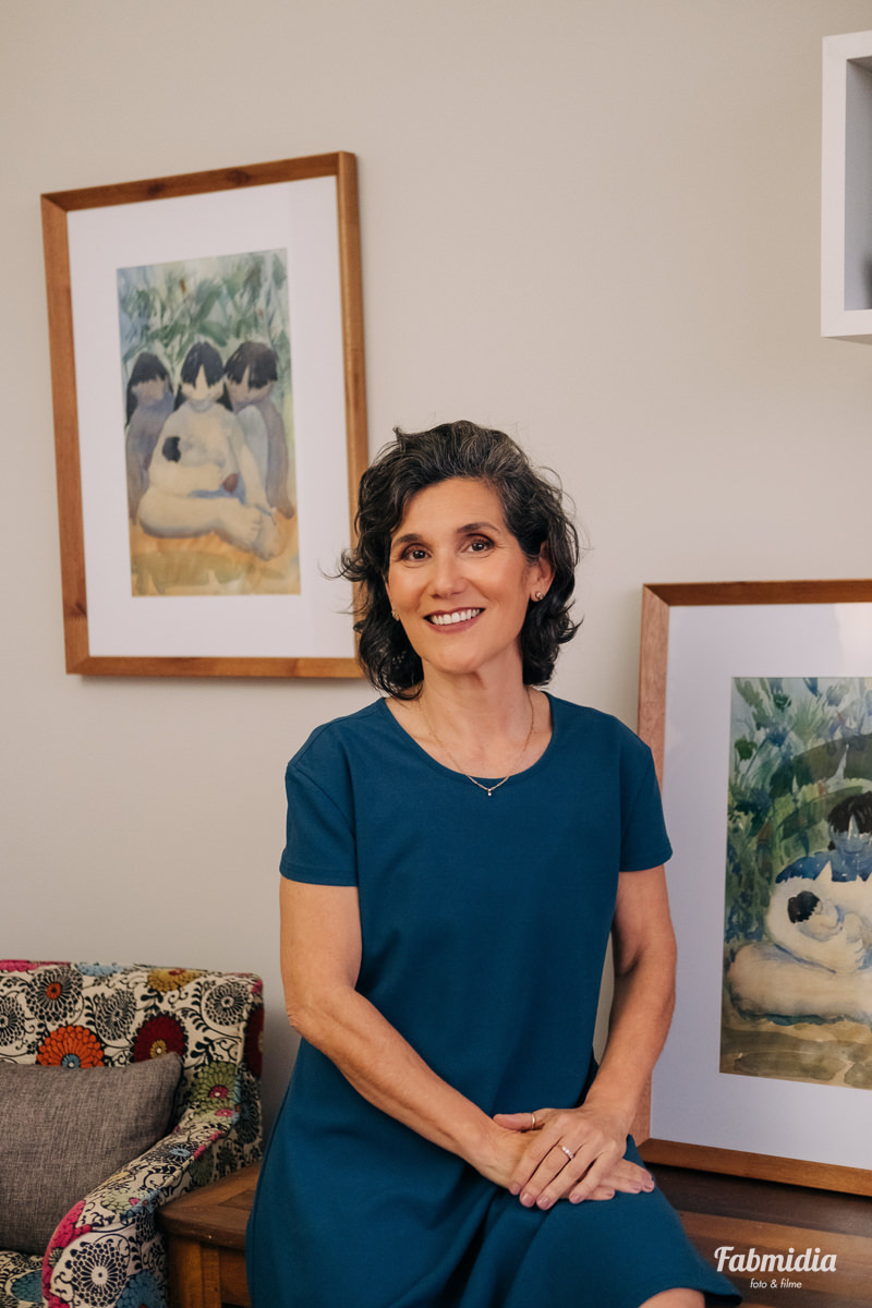 retrato Pediatra Márcia Gomes da Silva em seu consultório no Multi Open Shopping Florianopolis Rio Tavares