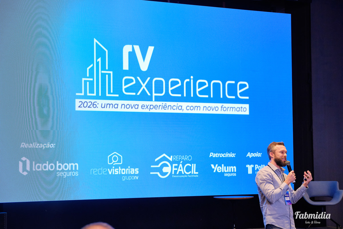 RV Experience 2026 convenção de franquados Lado Bom Seguros Rede Vistorias e Reparo Facil no Sapiens Parque Florianopolis Santa Catarina no Palco Jonatan Hartmann Matschulat