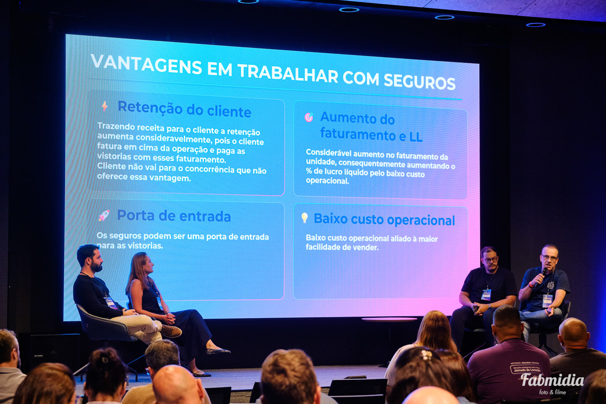 RV Experience 2026 convenção de franquados Lado Bom Seguros Rede Vistorias e Reparo Facil no Sapiens Parque Florianopolis Santa Catarina debate