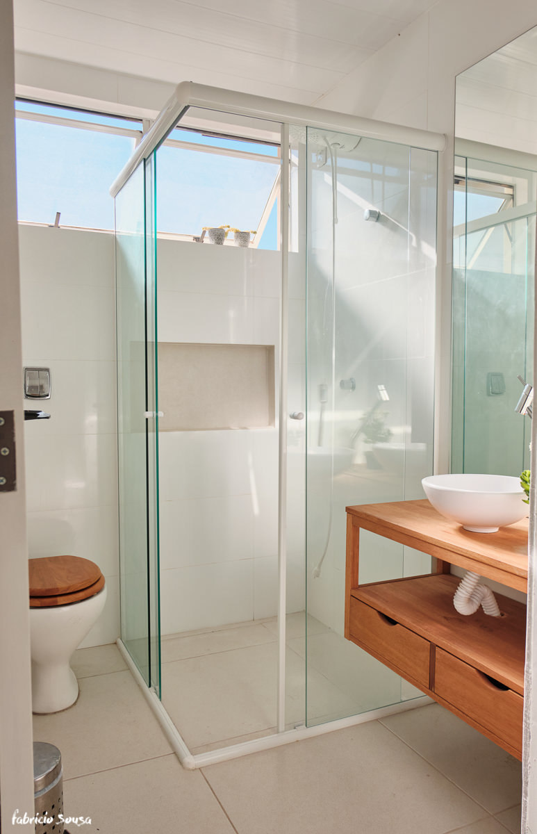 detalhe do banheiro da suíte no apartamento imóvel a venda em Floripa