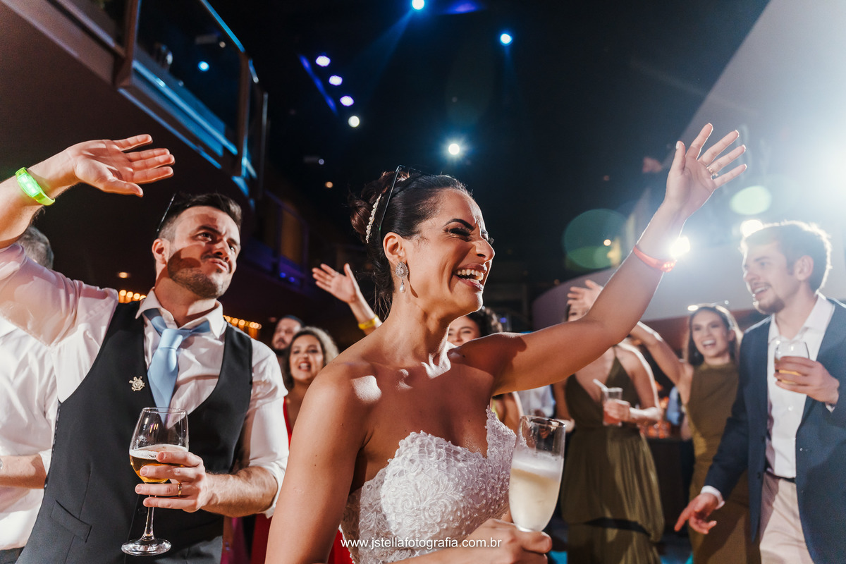 Casamento viloa bisturi casa do ator