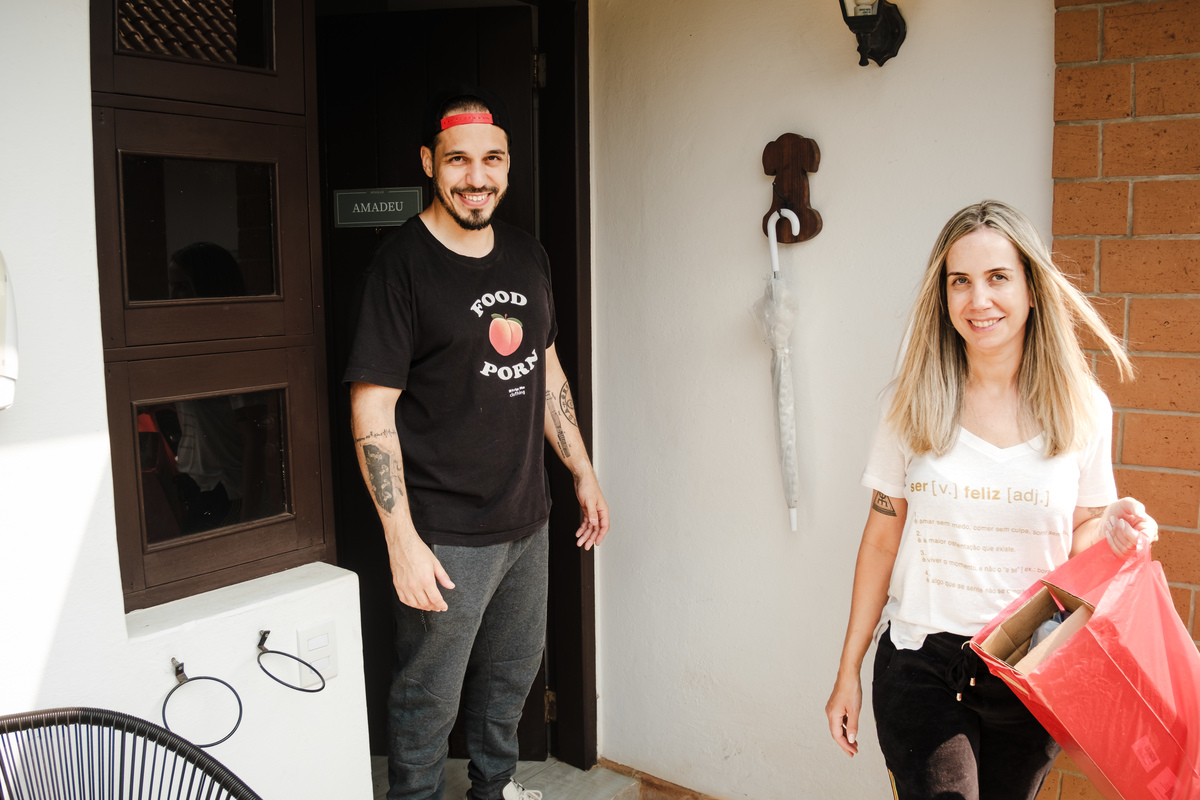 Helena e Leandro trocam votos emocionantes em um mini wedding na Pousada Rohsler, cercados pela natureza de Monte Verde-MG