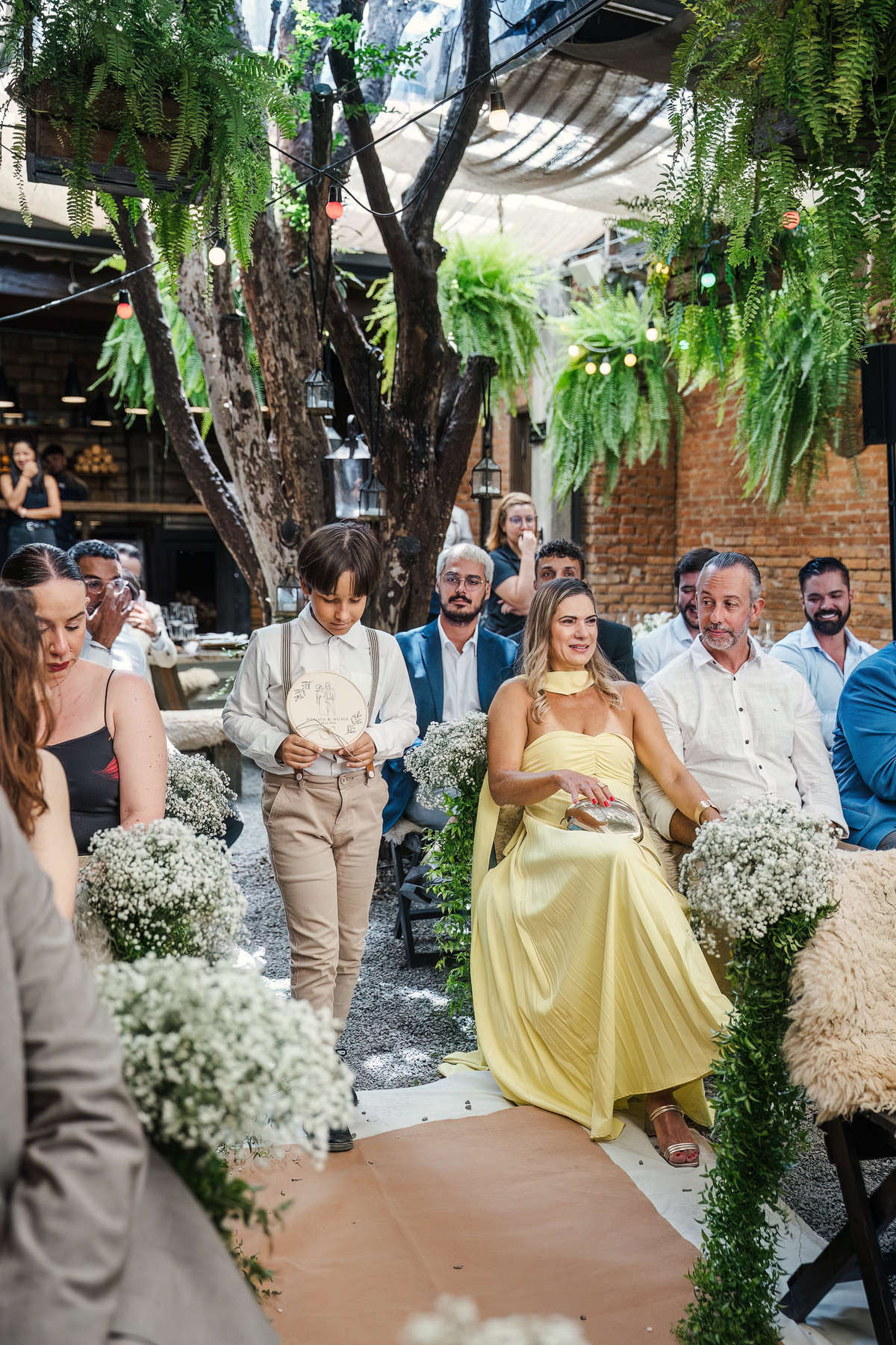 Momento de emoção durante mini wedding no Rincon Escondido
