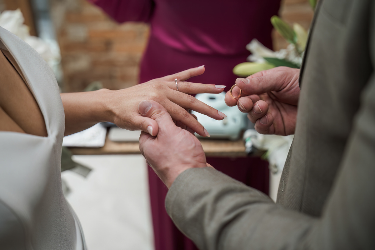 Momento de emoção durante mini wedding no Rincon Escondido