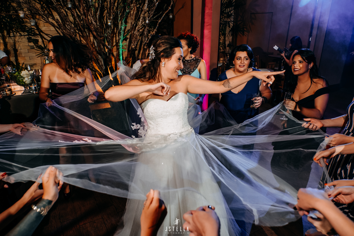Dança Judaica noivos