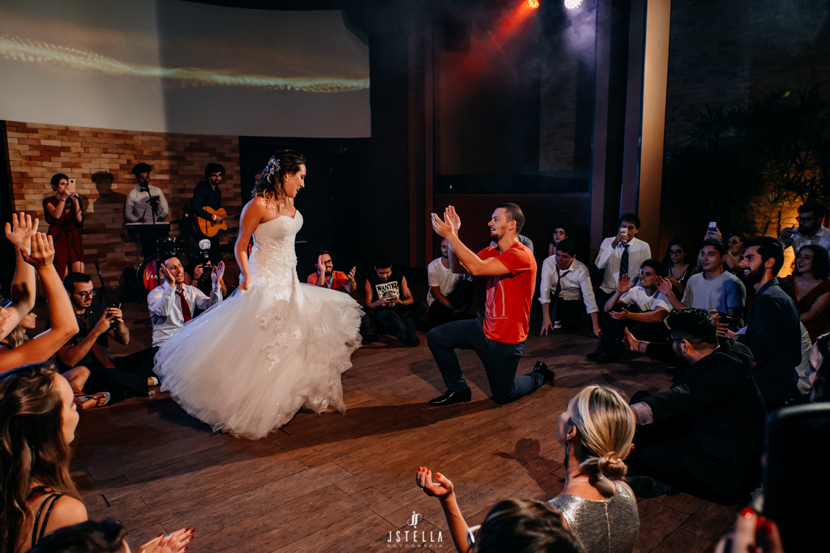 Dança Judaica noivos