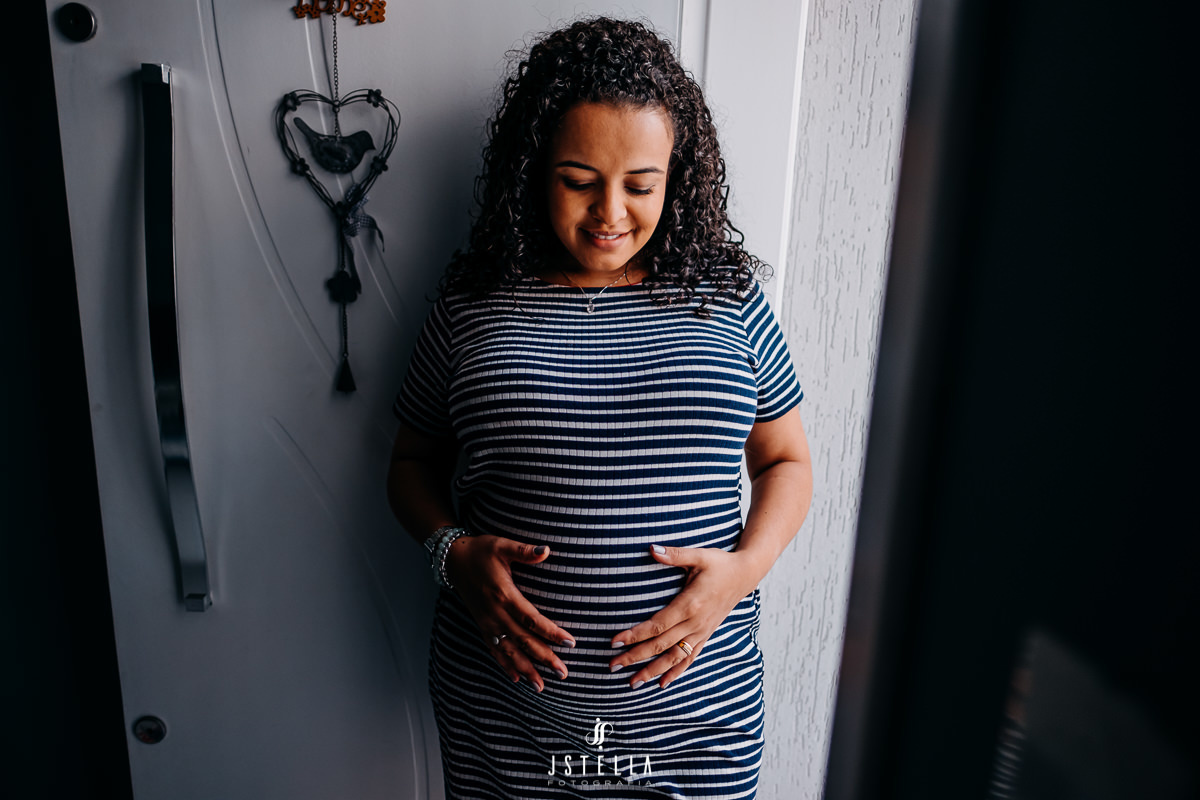 ensaio gestante em casa