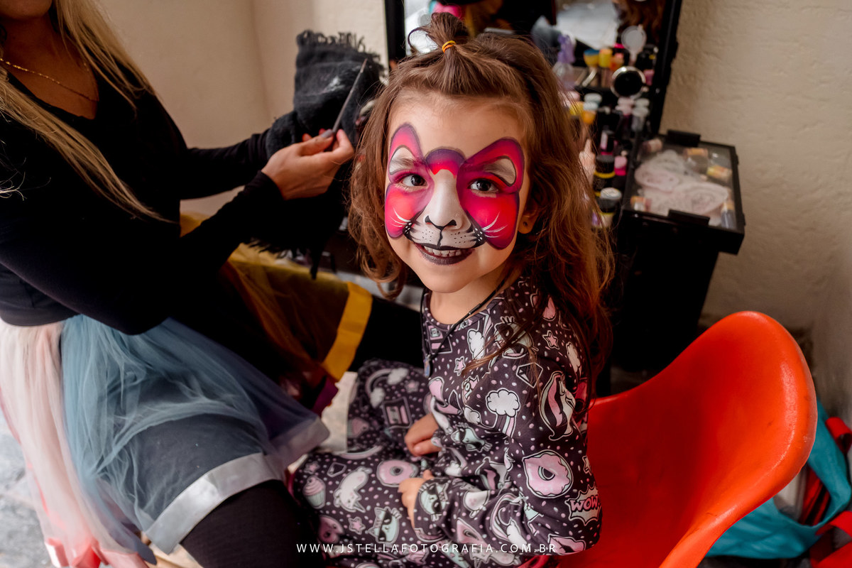 pintura artistica em festa infantil