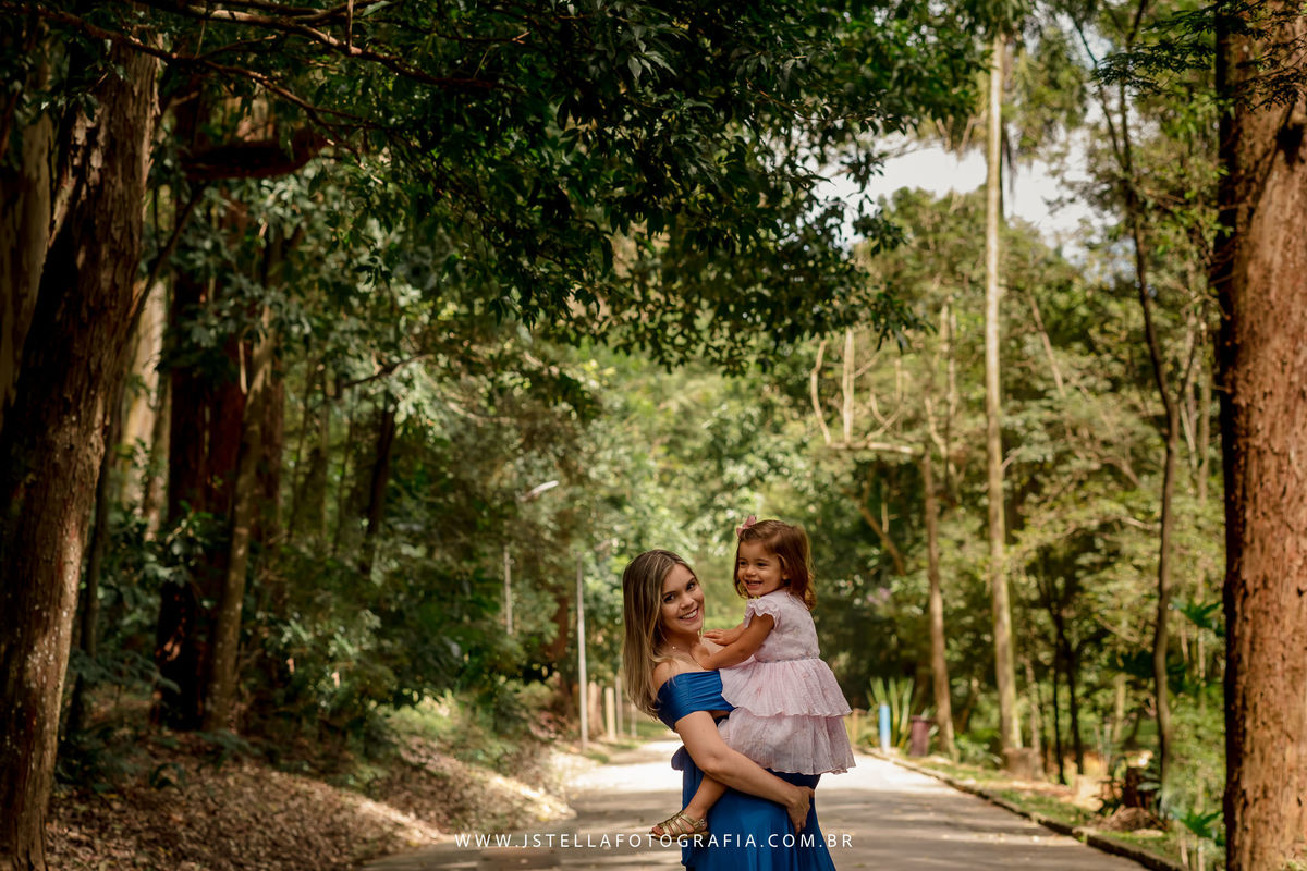 ensaio gestante com irmã mais velha