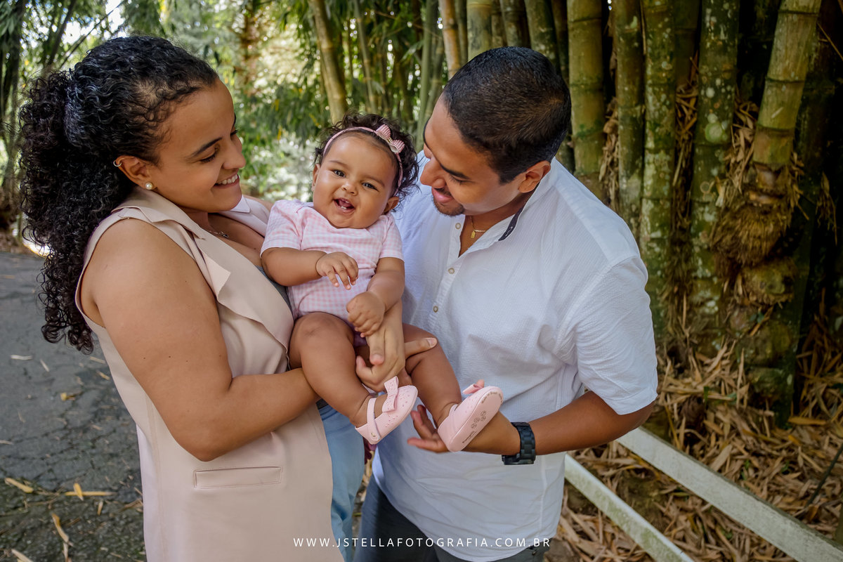 sessão de acompanhamento de bebê no parque