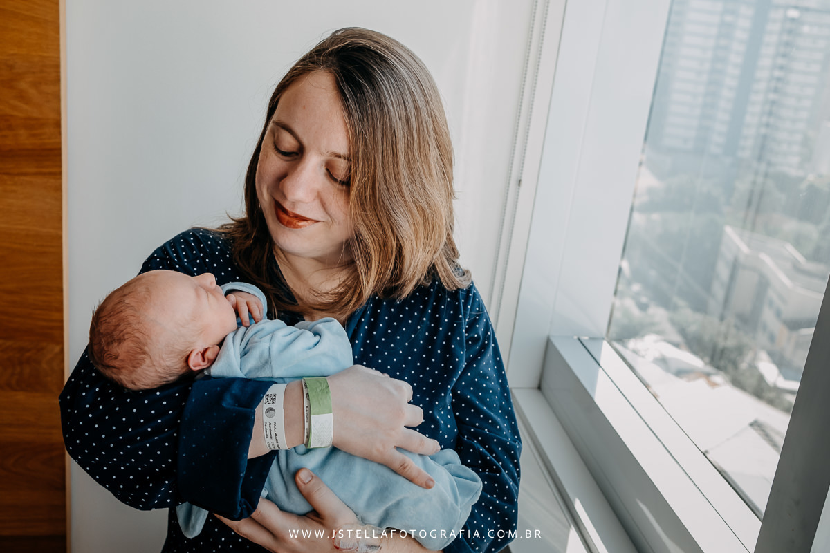 ensaio recém nascido na maternidade