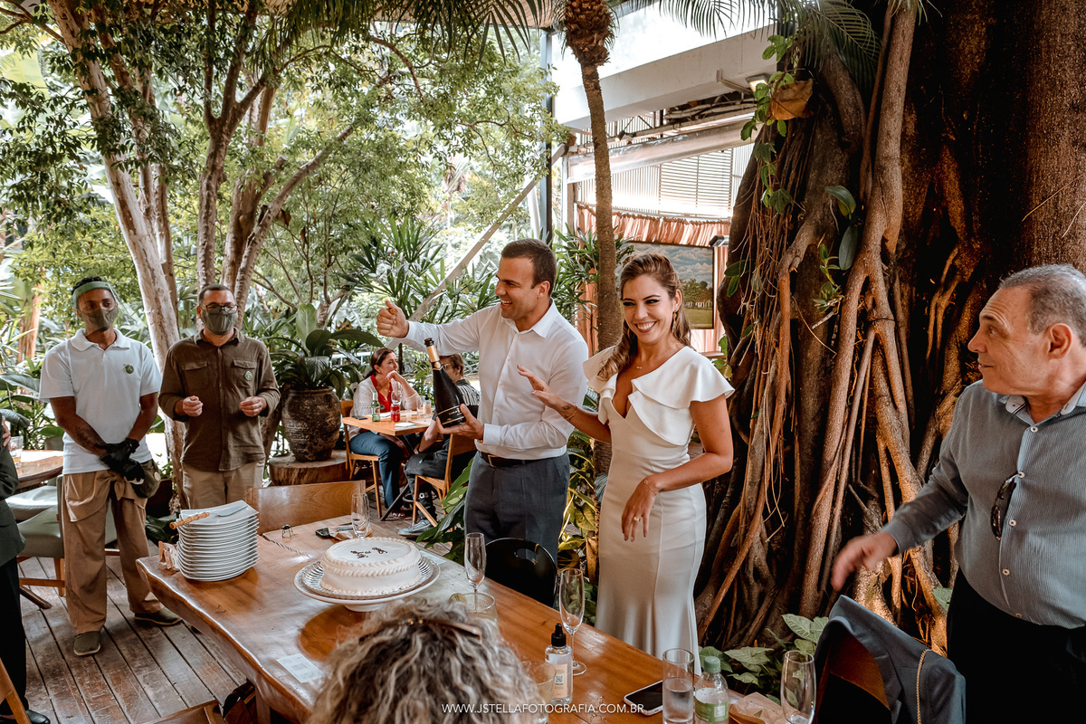 restaurante CAPIM SANTO; 
casamento restaurante CAPIM SANTO;
recepção restaurante CAPIM SANTO;
casamento civil ;
Museu da casa Brasileira;
Ensaio casal Museu da casa Brasileira;
