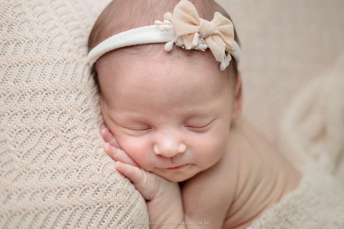 ensaio recém-nascido em casa